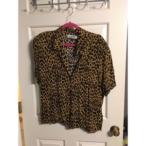 Vintage cheetah print button up shirt size XL
